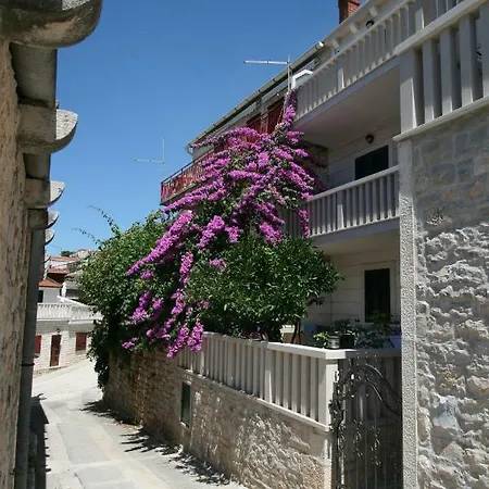 Apartment Iskra